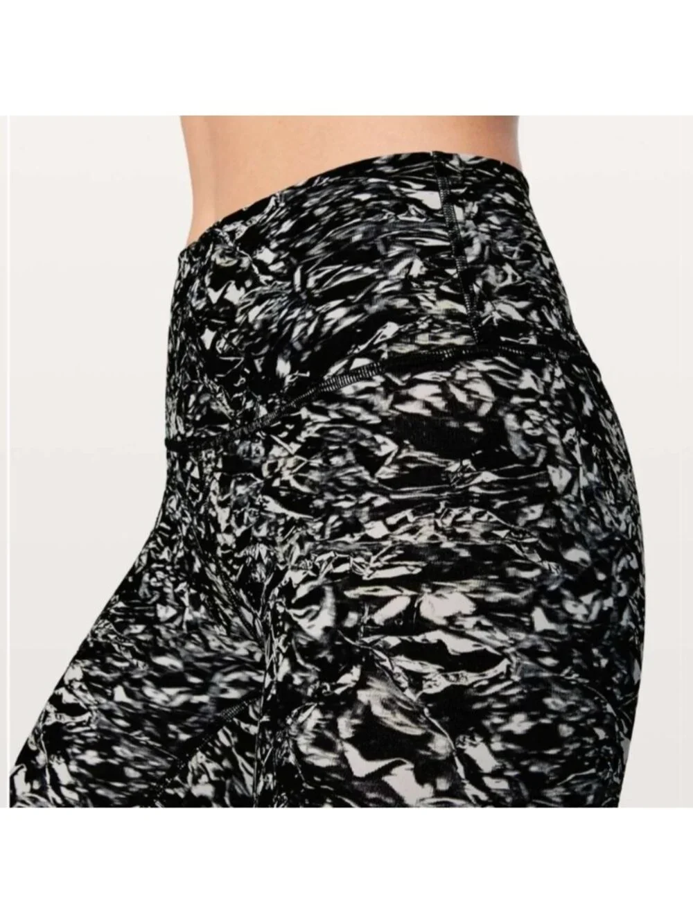 Lululemon Wunder Under Hi-Rise Tight 28